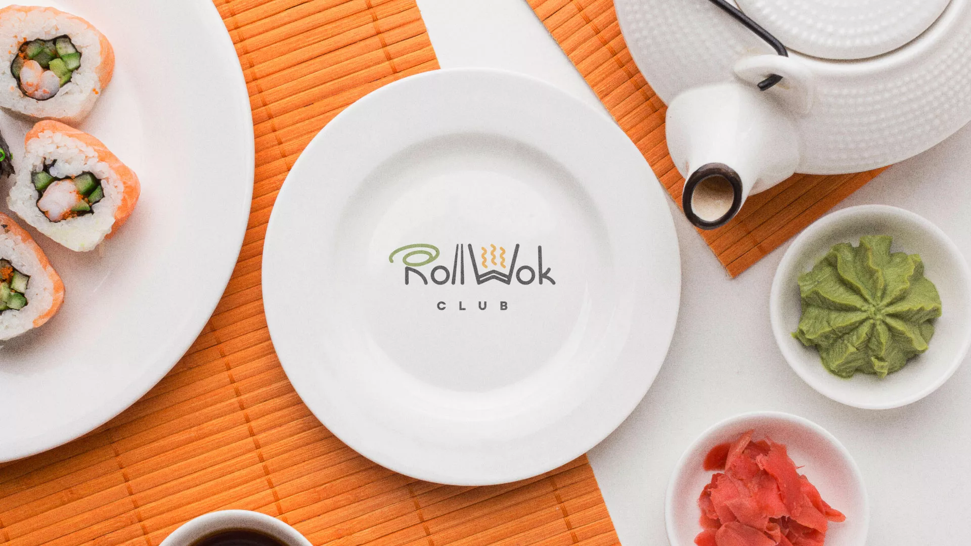 Разработка логотипа и фирменного стиля суши-бара «Roll Wok Club» в Заречном